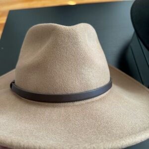 Banana Republic Camel Wool Hat